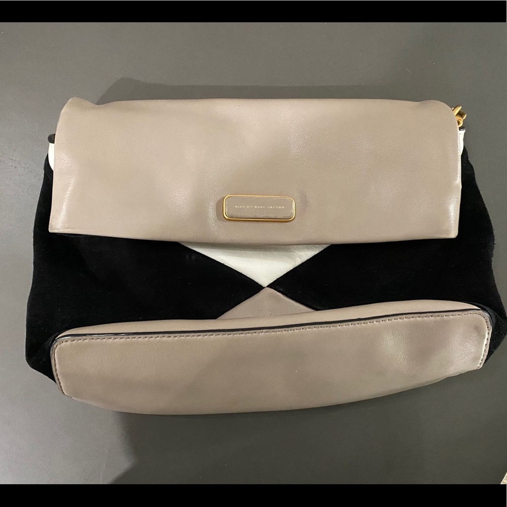 MARC JACOBS CROSSBODY